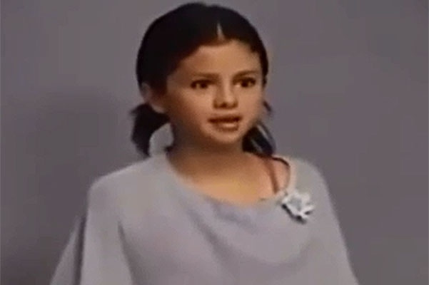 Селена Гомес на прослушивании для фильма "Волшебники из Вэйверли Плэйс"