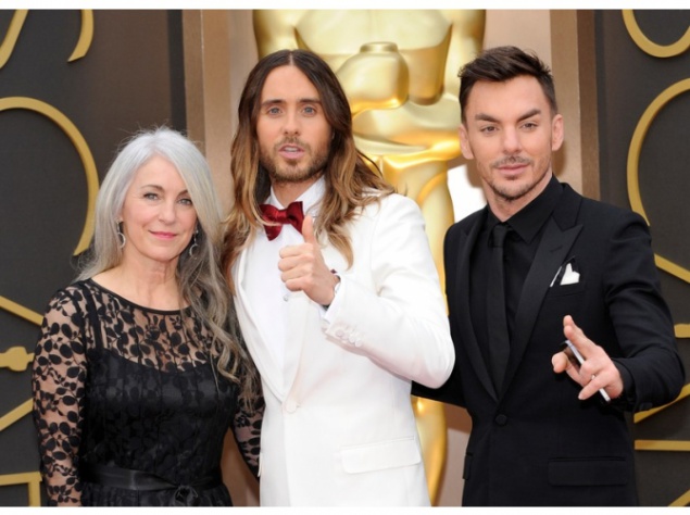 Джаред Лето с мамой Констанс и братом Шенноном Джаред Лето с мамой Констанс и братом Шенноном