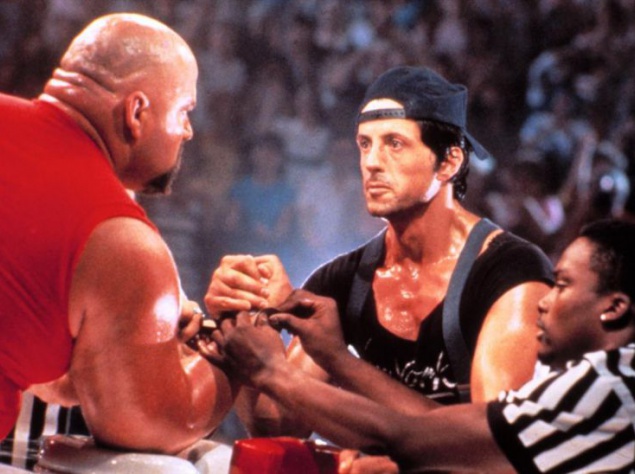 "Изо всех сил", 1987 — Линкольн Хоук