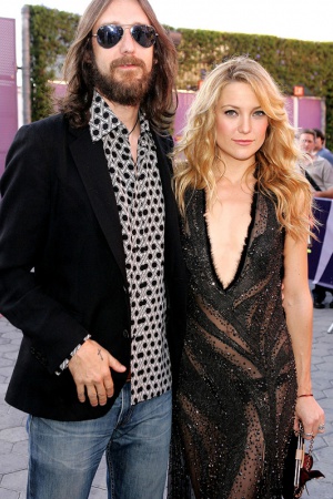 Кейт Хадсон и Крис Робинсон - 6 лет в браке, развелись, когда Кейт было 27