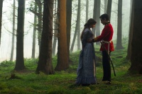 Подалі від безумного натовпу