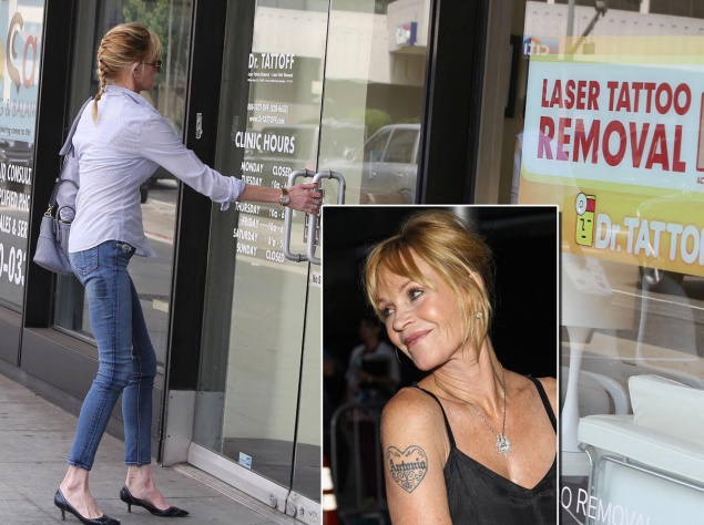 Мелани Гриффит с татуировкой для Антонио Бандераса Мелани Гриффит с татуировкой для Антонио Бандераса