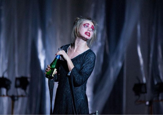 Актриса, звезда "Интернов" Кристина Асмус – КМС по спортивной гимнастике.