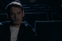 Поховати колишню