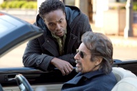 Приниження