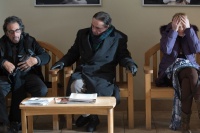 Приниження