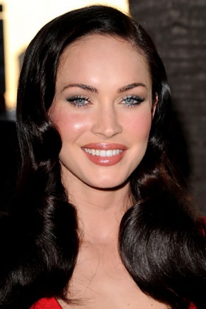 Меган Фокс в 2010 году Меган Фокс в 2010 году