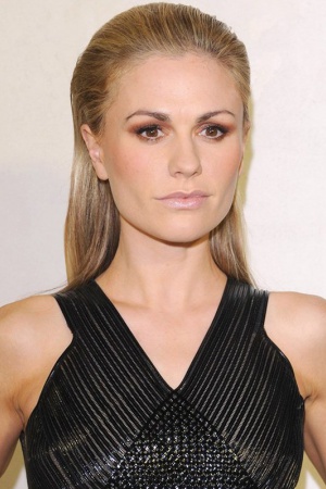 Анна Пакуин