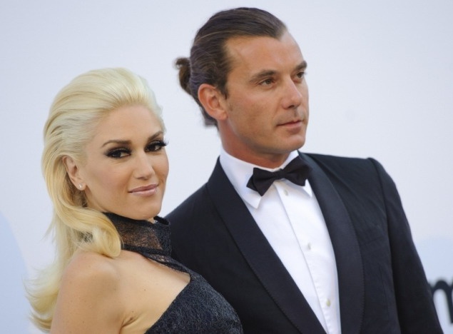 У Гвен Стефани и Гэвина Россдэйла в марте родился третий ребенок. Теперь у 7-летнего Кингстона и 5-летнего Зумы есть брат по имени Аполло Боуи Флинн. Имя сына сообщил 1 марта в Twitter гордый отец. Отметим, Боуи и Флинн - девичьи фамилии мам Гвен и Гэвина