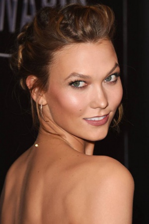 Карли Клосс