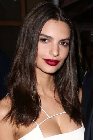 Эмили Ратажковски