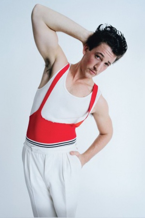 Майлз Теллер