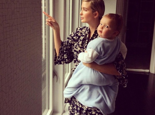 Иванка Трамп с младенцем