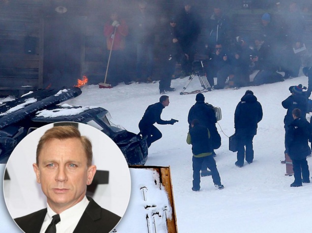 Дэниэл Крэйг на съемках нового фильма