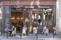 До парижу, як до неба пішки