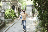 До парижу, як до неба пішки