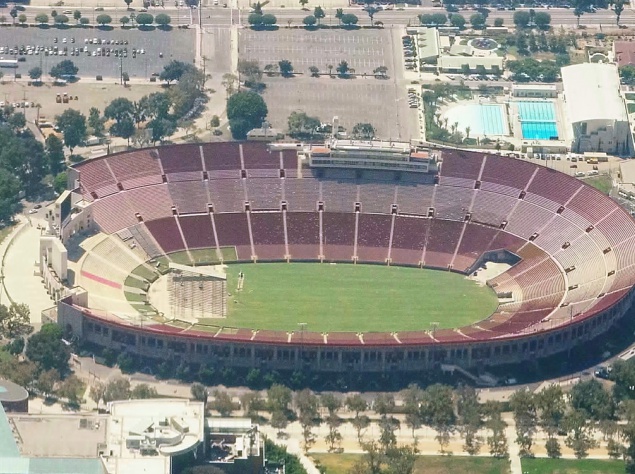 Большой стадион Лос-Анджелеса - Мемориал Колизеум
