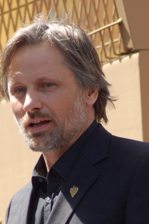 Вигго Мортенсен 56 лет