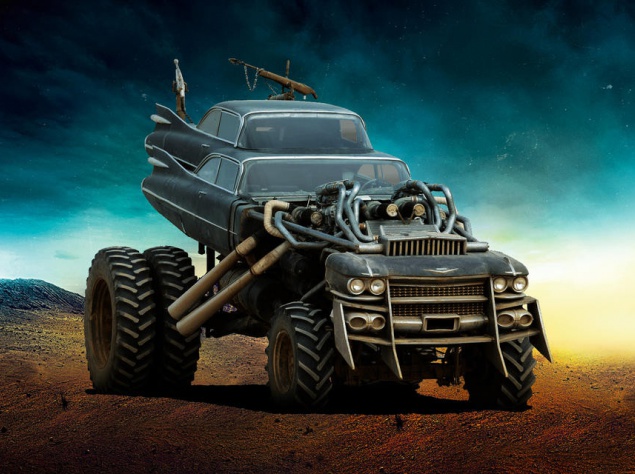 The Gigahorse. Рецепт этого автомобиля: два сваренных друг с другом Cadillac Coupe DeVille 1959 года выпуска, шасси от грузовика и два объединенных в единое целое мотора V8. Гарпун и огнемет в наличии. The Gigahorse. Рецепт этого автомобиля: два сваренных друг с другом Cadillac Coupe DeVille 1959 года выпуска, шасси от грузовика и два объединенных в единое целое мотора V8. Гарпун и огнемет в наличии.