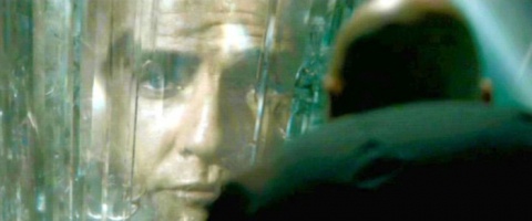 "Возвращение Супермена", 2006  Чтобы на несколько секунд в кадре появилось лицо умершего Марлона Брандо, взяли кадры из более ранней части "Супермена", в которой снимался тот же актер.