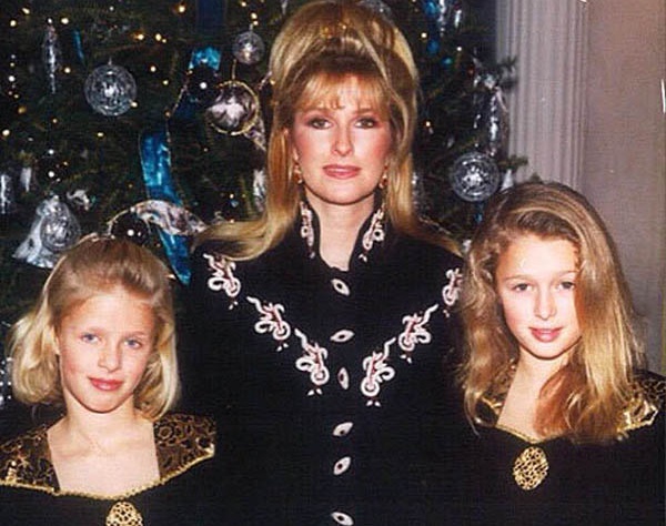 Пэрис и Ники Хилтон