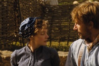 Подалі від безумного натовпу