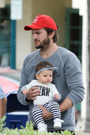 Эштон Катчер и Уайатт