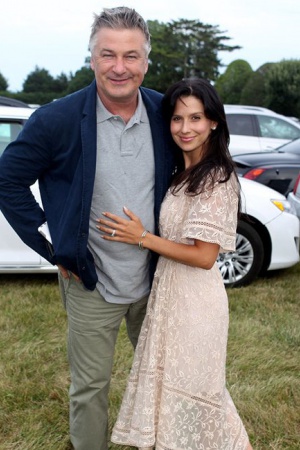 Алек Болдуин поприветствовал второго ребенка с женой. На сей раз у них мальчик Камерон