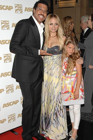 Лайонел Річі з доньками, Ніколь і Софією