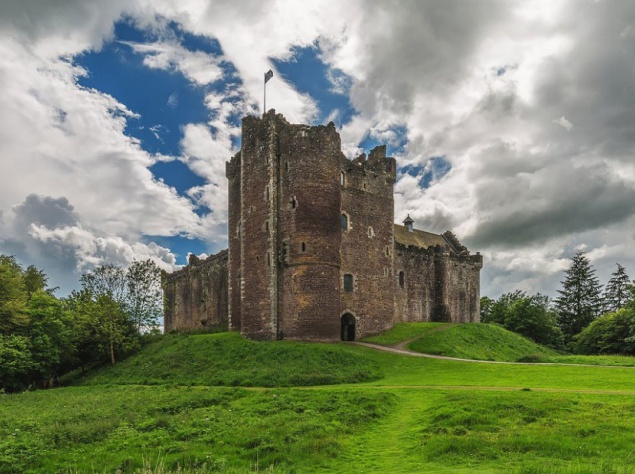 Замок Старков Винтерфелл — замок Дун, Стерлинг, Шотландия