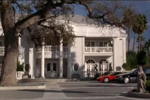 "Бестолковые" "Бестолковые"