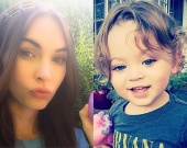 Меган Фокс опубликовала фото своего сына Боди