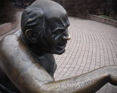 В Москве украли памятник Евгению Леонову