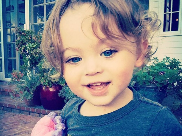 Ребенок Меган Фокс