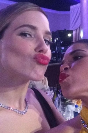 Америка показала "пристрасні" поцілунки з Софією Буш