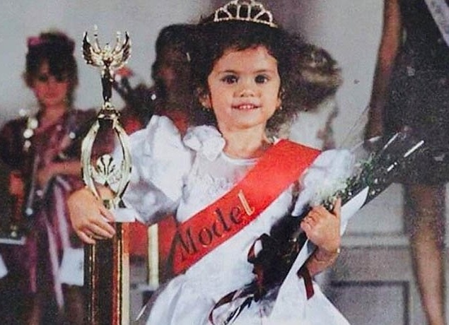 Селена Гомес