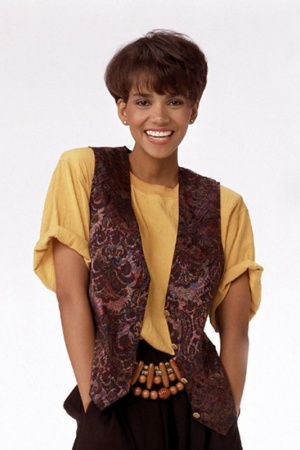 Холли Берри