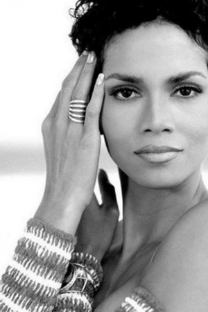 Холлі Беррі