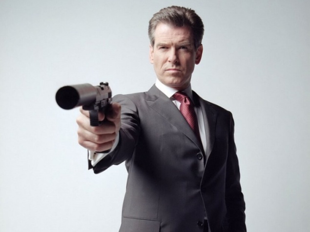 Пирс Броснан, 62 года