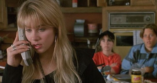 Не кажи мамі, що няня померла