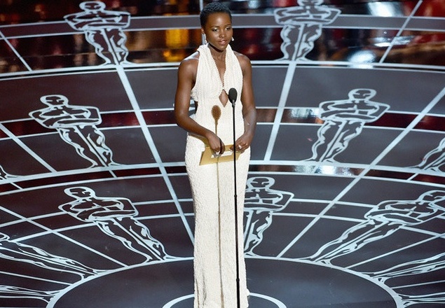 Люпита Нионго в Calvin Klein (2015) — 150 000 долларов