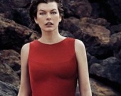 Милла Йовович украсила обложку испанского Harper's Bazaar