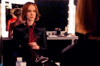 Неоновый демон