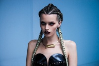 Неоновый демон