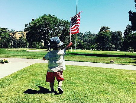 Син Джастіна Тімберлейка і Джесіки Біл