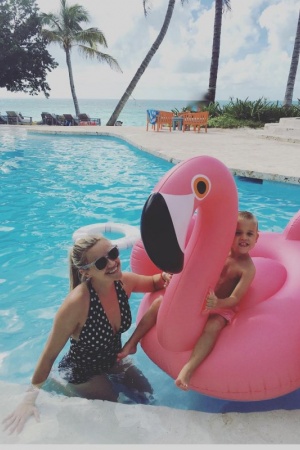 Різ Візерспун із сином