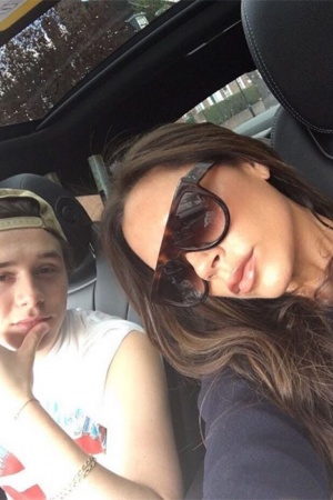 Вікторія Бекхем з сином Брукліном