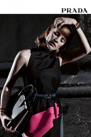 Джессика Честейн снялась в новой рекламной кампании Prada 2017. ФОТО