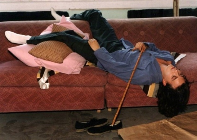 Бенні і Джун (1993). У ролях: Джонні Депп, Джуліанна Мур Бенні і Джун (1993). У ролях: Джонні Депп, Джуліанна Мур