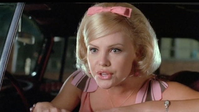 Те, що ти робиш (1996). У ролях: Лів Тайлер, Том Хенкс, Шарліз Терон Те, що ти робиш (1996). У ролях: Лів Тайлер, Том Хенкс, Шарліз Терон